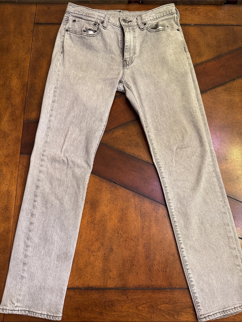 Levi's Men's Light Gray Slim Straight Jeans - Neutral Wash